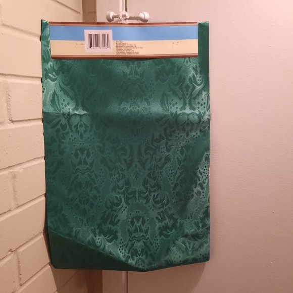 Home  collection, Table Runner, Green for Saint Patrick - Picture 2 of 2